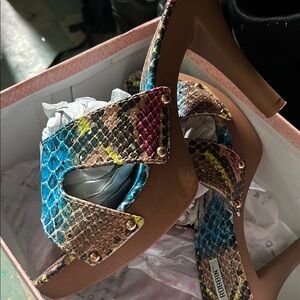 Cape Robbin Blue and Yellow Heels